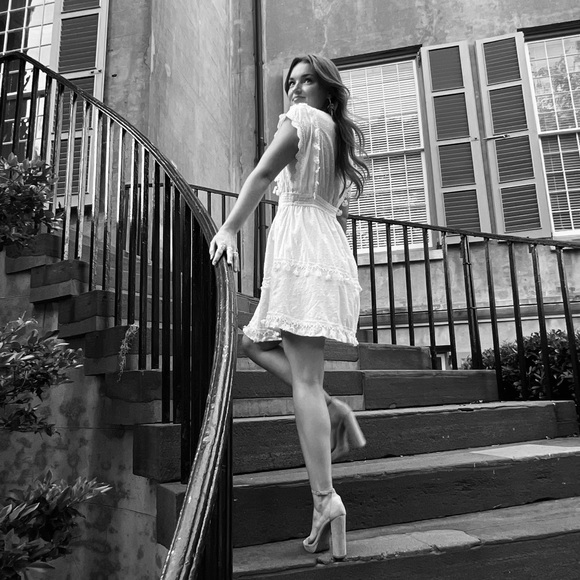 Meet your Posher, Katie - Picture 1 of 1